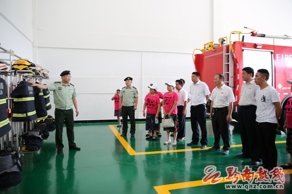 荔波:军民融合深度发展 携手共创法治警营