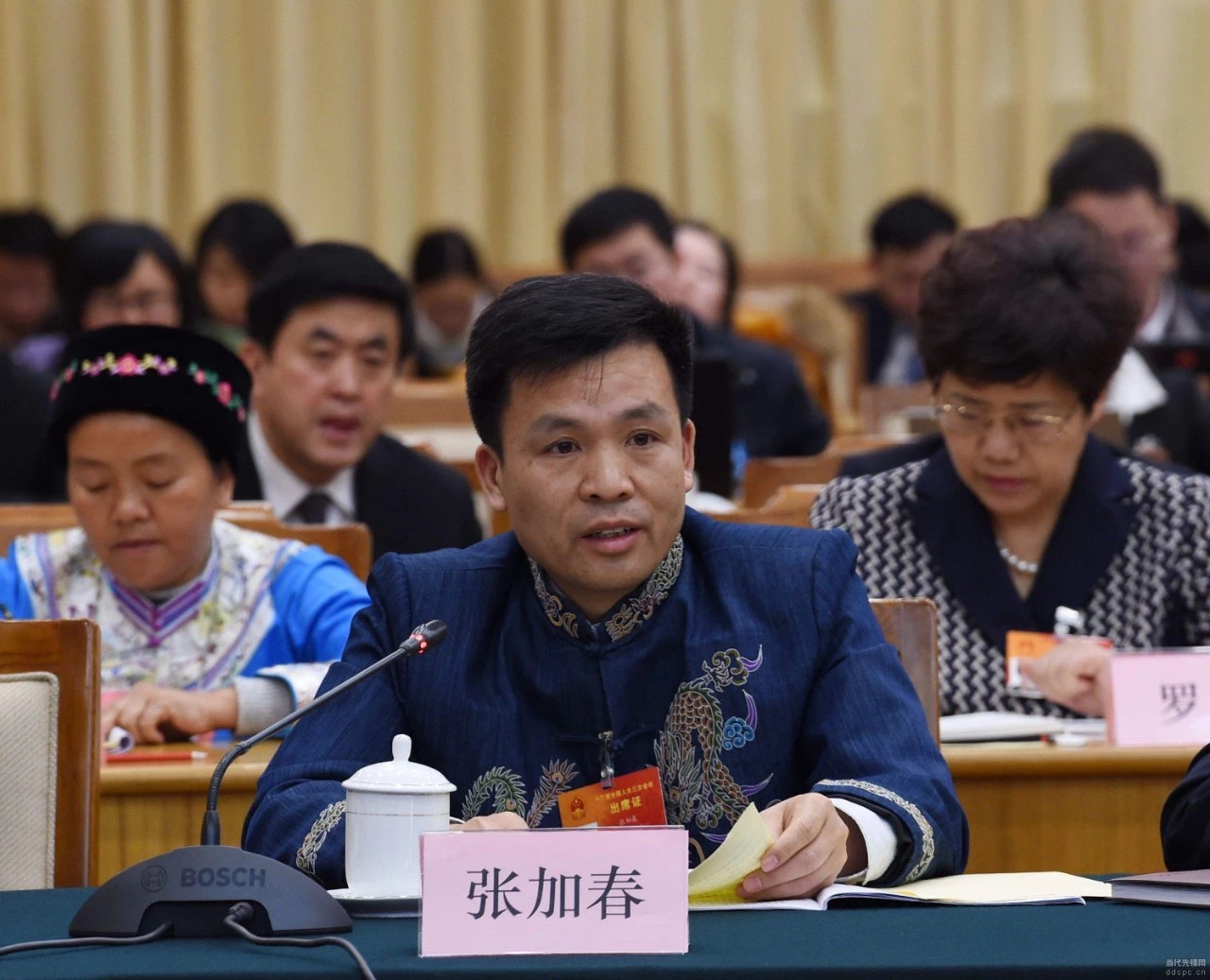 独家专访《县长这个官》作者张加春:用行动记录时代