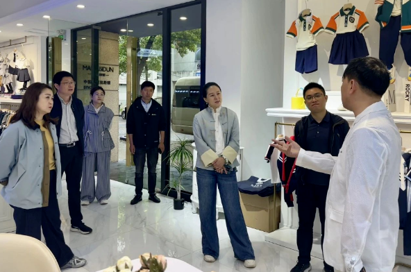 共谋发展！都匀市工商联与湖州市吴兴区工商联缔结友好工商联