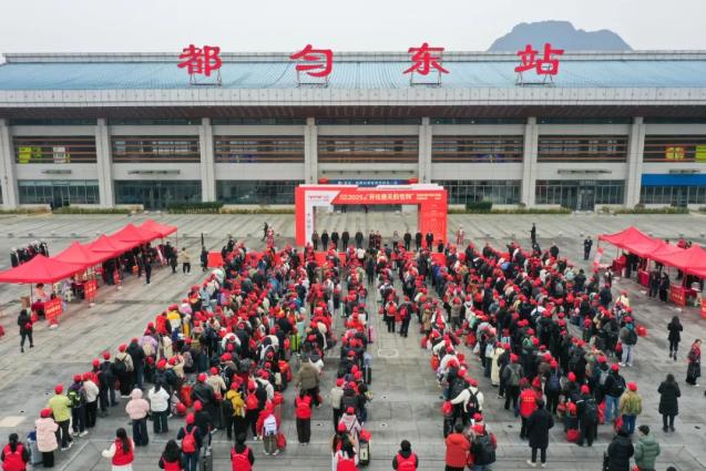 开往春天的专列：从6℃到17℃，跨越千里温暖奔赴