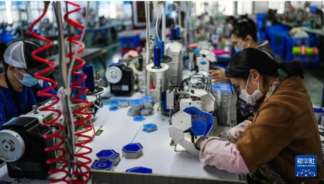 黔南 “踢” 出国际范！新华网点赞罗甸 “足球经济” 火起来