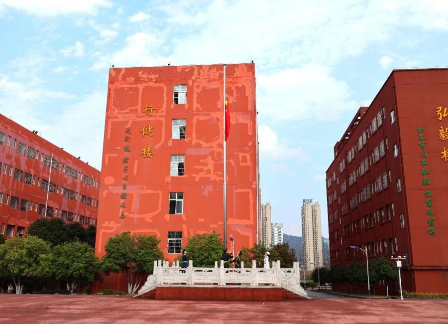 升国旗1).jpg 升国旗1).jpg