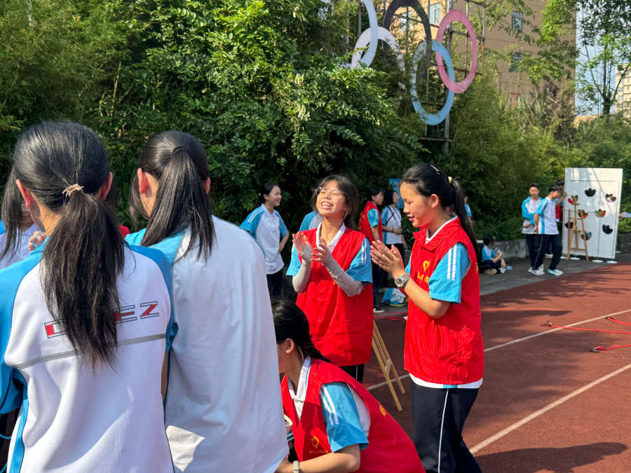 图片7(1).png 图片7(1).png