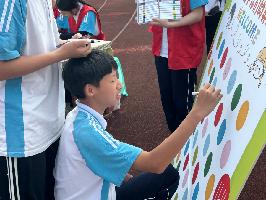 图片2(1).png 图片2(1).png